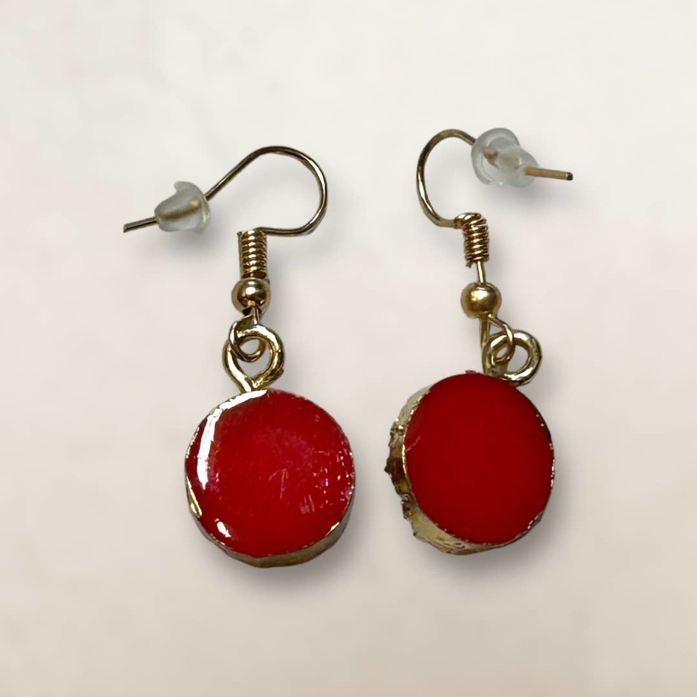 Druzy Red Drop Dangle Earrings Gold-Plated Alloy and Resin NWOT - Picture 5 of 6